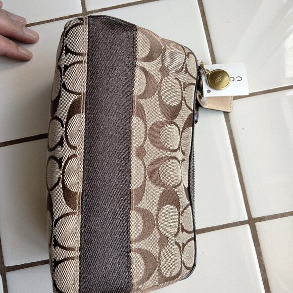 COACH Makeup Beauty Case Monogram 40026 BKHCH NOSWT - Picture 3 of 9